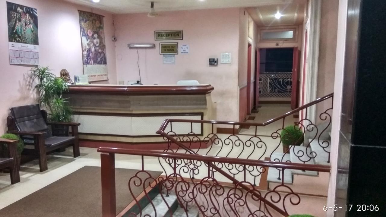Hotel Varsa Dibrugarh Εξωτερικό φωτογραφία